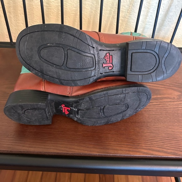 Justin Cowboy Boots with Decorative Stitching - Picture 8 of 12